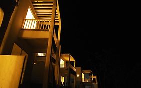อริสโต ชิค รีสอร์ท แอนด์ ฟาร์ม Hotel